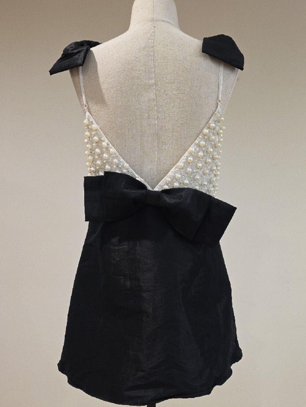 NEW $329 FOR LOVE AND LEMONS PEARLY BOW MINI DRESS IN BLACK SIZE S - Picture 6 of 16